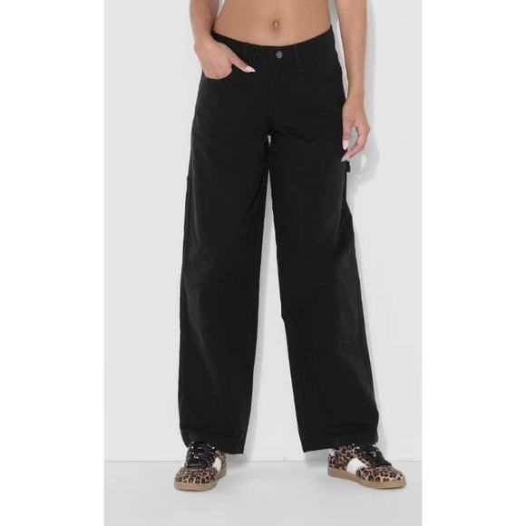 Wild Fable Womens Low Rise Cotton Pocket Relaxed Carpenter Pants in Black Size 6 - Picture 2 of 8